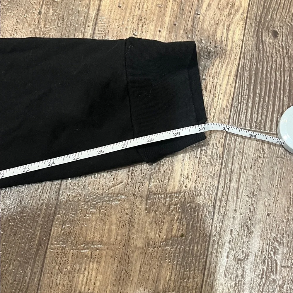 ALO Yoga sleek black